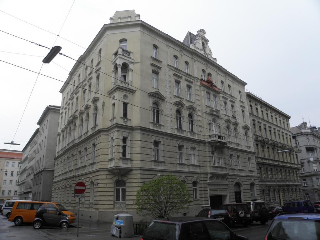 Apartments Fuchsthallergasse Вена Экстерьер фото
